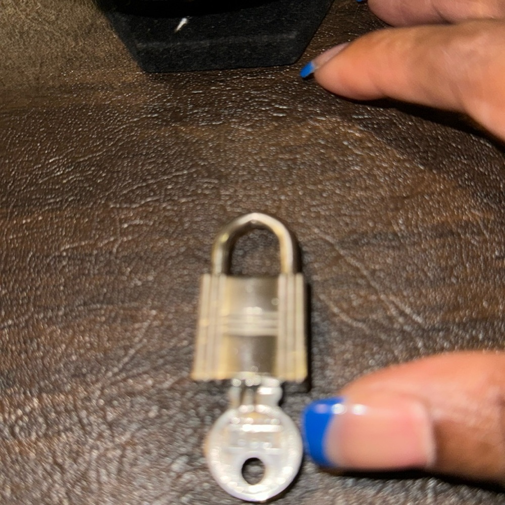 Auth Hermes silver lock and key